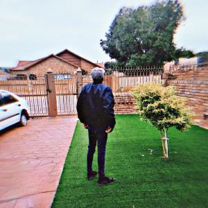 Listen to A Chance Away song with lyrics from d3m_otto