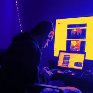 default playlist img