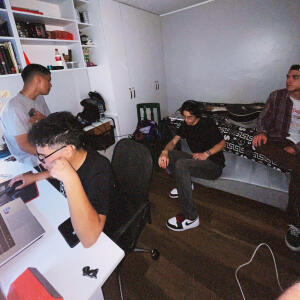 default playlist img