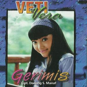 收听Veti Vera的Dusta Diujung Mata歌词歌曲