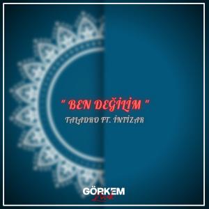Dengarkan lagu Ben Değilim (feat. Mustafa Çelebi) (Mix) nyanyian Remix Avcısı dengan lirik