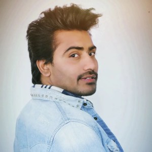 收聽Ishan Laddi的Booti Shankar Di歌詞歌曲