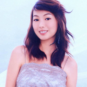 ดาวน์โหลดและฟังเพลง 1000次幸福 พร้อมเนื้อเพลงจาก 赵颂茹