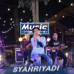 Dengarkan Dua Hati Satu Tujuan lagu dari Syahriyadi dengan lirik