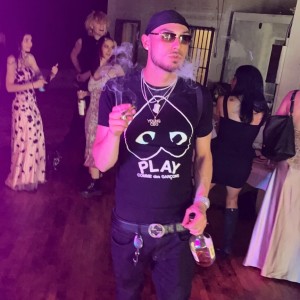 default playlist img