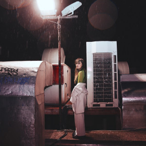 收聽Melis Guven的Ben Miyim歌詞歌曲