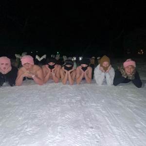 ดาวน์โหลดและฟังเพลง BALD HEAD HECKA (Explicit) พร้อมเนื้อเพลงจาก STREETRAPPA