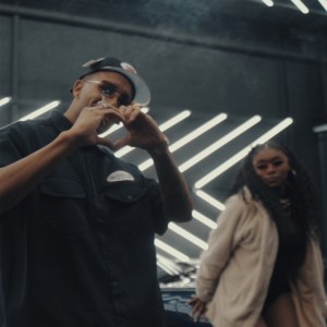 收聽Brown G的1 Kilo歌詞歌曲