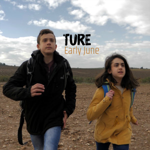 收聽Ture的Early June歌詞歌曲