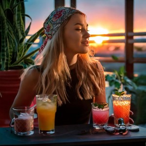 default playlist img