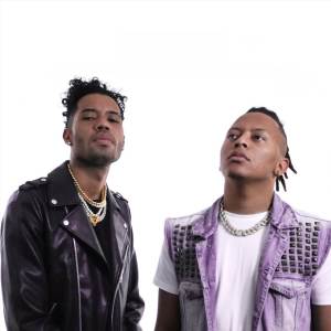 收聽Mg La Nueva Melodía的Bandidos Don vs El Príncipe歌詞歌曲