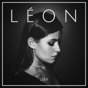 ดาวน์โหลดและฟังเพลง Liar พร้อมเนื้อเพลงจาก Léon