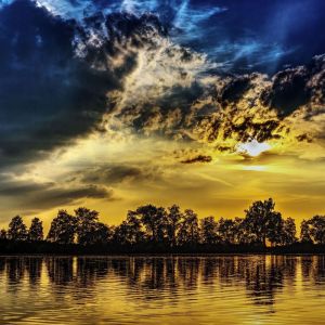收听Relaxing Music Therapy的We Are the One歌词歌曲