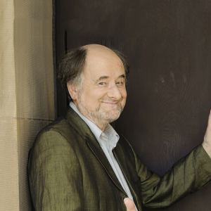 Roger Norrington ดาวน์โหลดและฟังเพลงฮิตจาก Roger Norrington