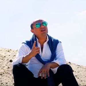 Listen to Elbontanám Azt a Hegyet song with lyrics from Farkas Pisti
