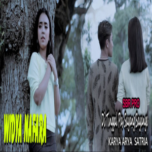 Listen to Di Tinggal Pas Sayang Sayange song with lyrics from Widya Nafara