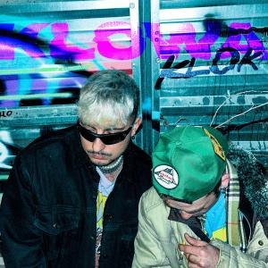 ดาวน์โหลดและฟังเพลง Klowa Klok พร้อมเนื้อเพลงจาก Icey M