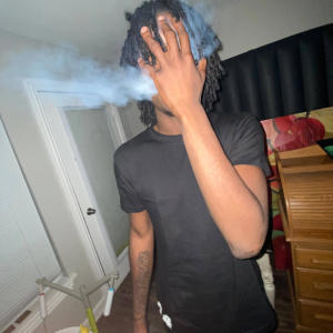 收聽24TAY的MAX & RUBY (feat. Dracoo) (Explicit)歌詞歌曲