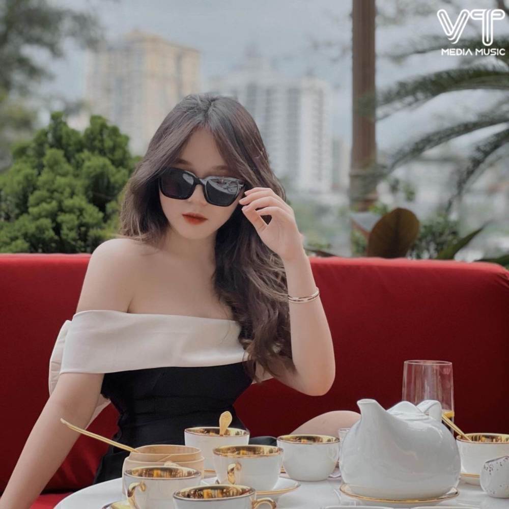 Quá Khứ Có Em Remix