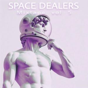收聽Space Dealers的Acabando Con El Cielo/cuando No Tenia (feat. Boarfa Suarez & Crisi) (Explicit)歌詞歌曲