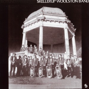 收聽Skellerup Woolston Band的A Night on the Bare Mountain歌詞歌曲