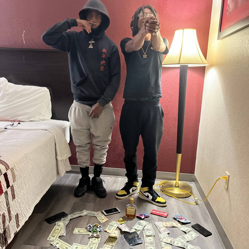 EveryTime (feat. Mf Ron) (Explicit)