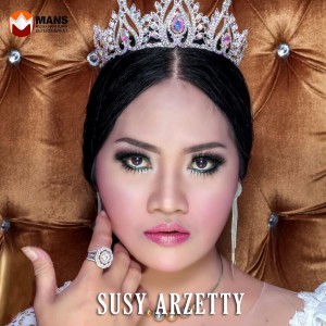 ดาวน์โหลดและฟังเพลง Keslimut Dosa พร้อมเนื้อเพลงจาก Susy Arzetty
