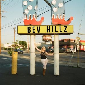 ดาวน์โหลดและฟังเพลง Bev Hillz (Explicit) พร้อมเนื้อเพลงจาก Keni Titus