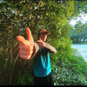 ดาวน์โหลดและฟังเพลง Go Off พร้อมเนื้อเพลงจาก Charlie Gist