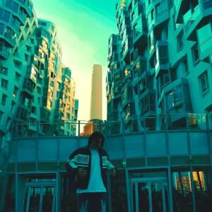 default playlist img