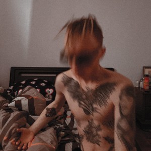 Album Лярва (Explicit) from Groove.