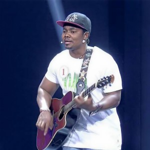 收聽John'3的True Colours歌詞歌曲