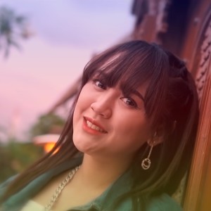 Dengarkan Dalem Sayange lagu dari Rie Aliasas dengan lirik