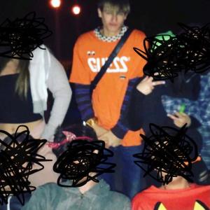 收听Dismal的run歌词歌曲