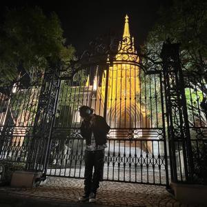 收聽Braxton Knight的Altar Lights歌詞歌曲