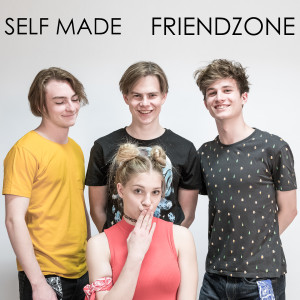 ดาวน์โหลดและฟังเพลง Friendzone พร้อมเนื้อเพลงจาก Self Made