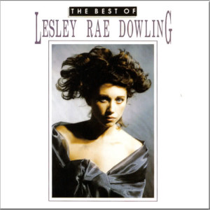 ดาวน์โหลดและฟังเพลง 1917 (Anastasia) พร้อมเนื้อเพลงจาก Lesley Rae Dowling
