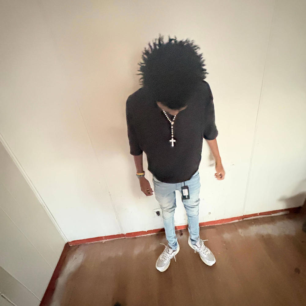 Bundle of stickz (feat. Alyx & BalensiK) (Explicit)