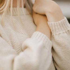 收聽Sarah Grace的Sweater of Love歌詞歌曲