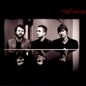 ดาวน์โหลดและฟังเพลง Lovesong พร้อมเนื้อเพลงจาก Refleks