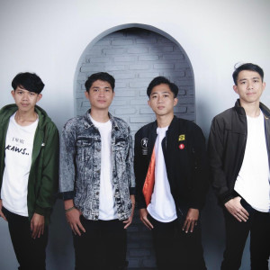 Dengarkan Harusnya Kau Tau lagu dari SI KEMBAR dengan lirik