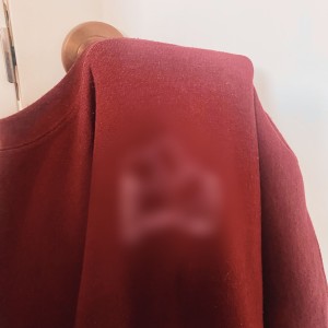 Silver的專輯Red Sweater