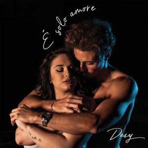 Album E' solo amore from Desy