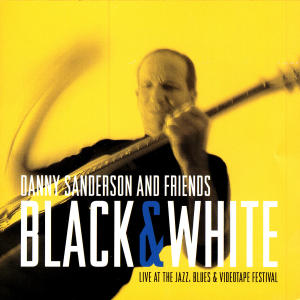 ดาวน์โหลดและฟังเพลง Dancing In The Streets พร้อมเนื้อเพลงจาก Dani Sanderson