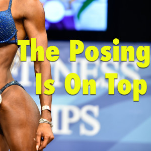 Dengarkan lagu She Was Only Seventeen nyanyian Marty Robbins dengan lirik