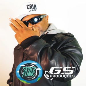 ดาวน์โหลดและฟังเพลง Disciplina พร้อมเนื้อเพลงจาก ANDERMAD