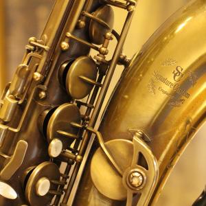 收聽Jazz Café Bar的Winter Leaves歌詞歌曲