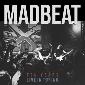 Dengarkan lagu Perdere (Live i Torino) nyanyian Madbeat dengan lirik