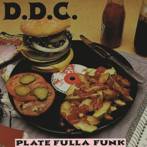 ดาวน์โหลดและฟังเพลง Rumors พร้อมเนื้อเพลงจาก D.D.C.