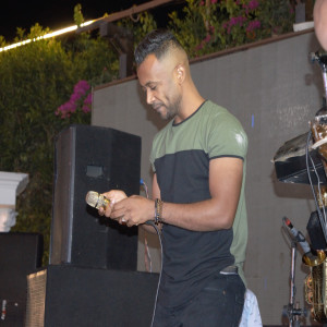 Listen to لِلي song with lyrics from Abdelrahman Elomda